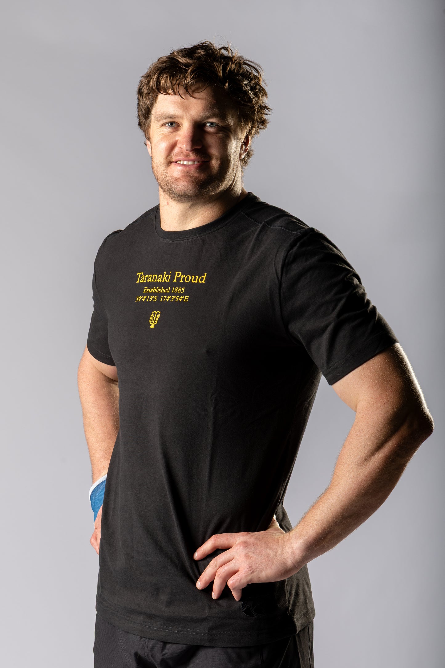 2026 Yarrows Taranaki Bulls Supporters Black Tee